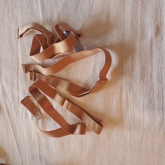 Ambrielle Strapless Tan Sz. 40 D Set Of 2 Bra's with Straps - Picture 5 of 5